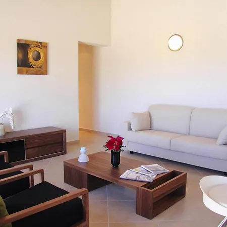 Salina Bay, Vecchio, Garden Side *