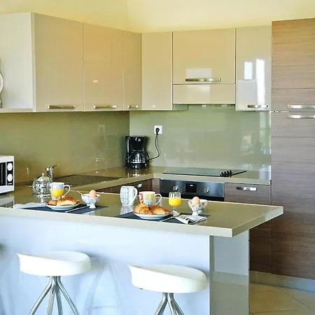 Διαμέρισμα Salina Bay, Vecchio, Garden Side *