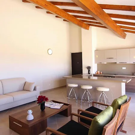 Salina Bay, Vecchio, Garden Side Apartmán *